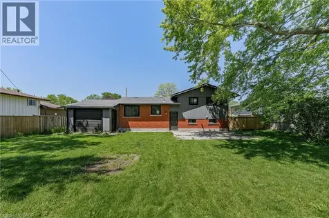 970 Parkdale Avenue Fort Erie ON L2A 5B6
