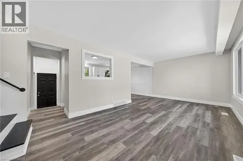 970 Parkdale Avenue Fort Erie ON L2A 5B6