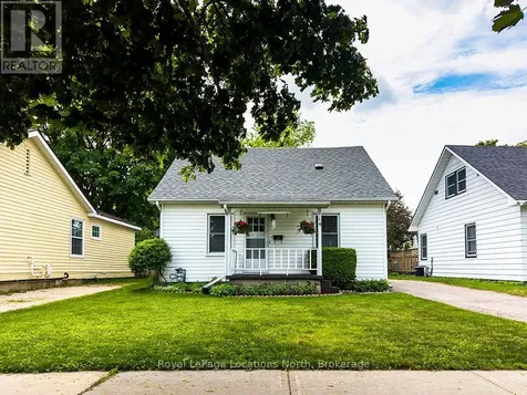114 Eighth Street Collingwood ON L9Y 2C5