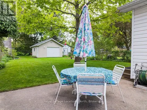 114 Eighth Street Collingwood ON L9Y 2C5