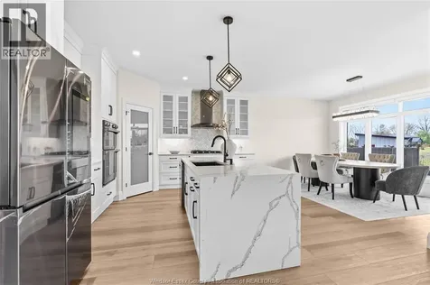 875 Magnolia Lane Sarnia ON N7S 0G3