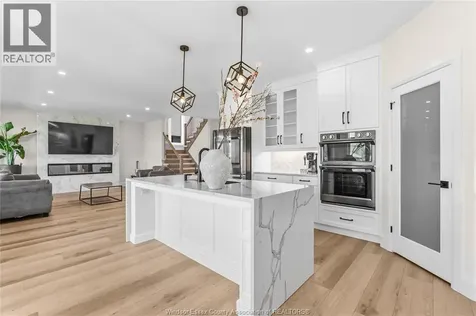 875 Magnolia Lane Sarnia ON N7S 0G3