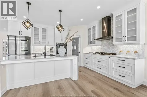 875 Magnolia Lane Sarnia ON N7S 0G3