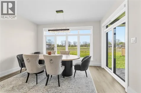 875 Magnolia Lane Sarnia ON N7S 0G3