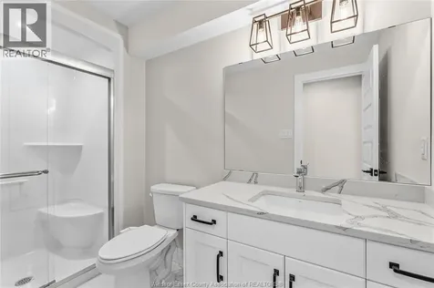 875 Magnolia Lane Sarnia ON N7S 0G3