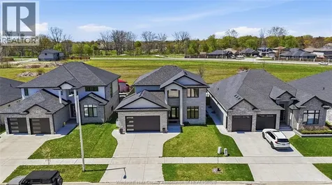 875 Magnolia Lane Sarnia ON N7S 0G3