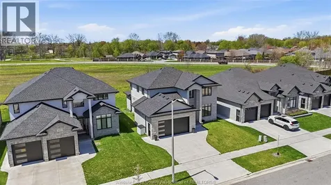 875 Magnolia Lane Sarnia ON N7S 0G3