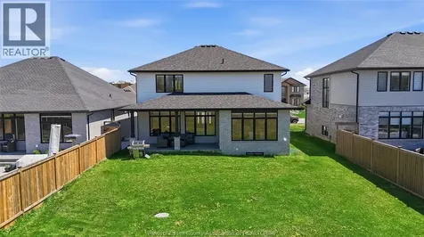 875 Magnolia Lane Sarnia ON N7S 0G3
