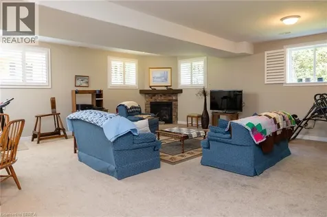 185 Mount Pleasant Street Brantford ON N3T 1T6