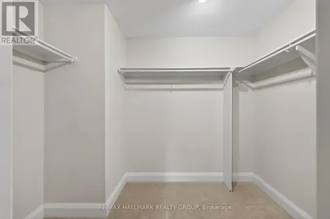 1551 Hoskins Crescent Ottawa ON K1C 2G3