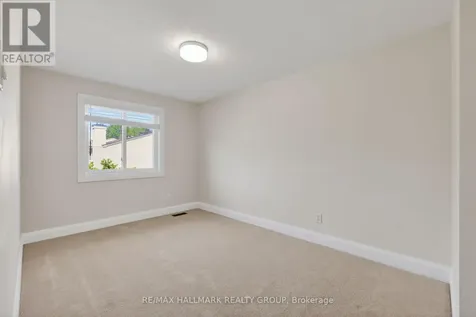 1551 Hoskins Crescent Ottawa ON K1C 2G3