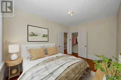 537 Gilmour Street Ottawa ON K1R 5L5