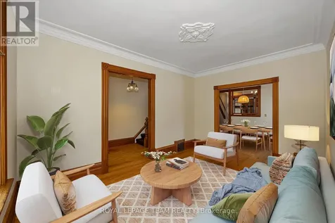 537 Gilmour Street Ottawa ON K1R 5L5