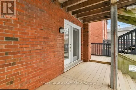 55 Ivy Crescent Ottawa ON K1M 1Y1