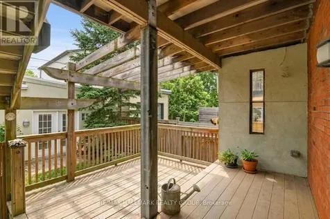 55 Ivy Crescent Ottawa ON K1M 1Y1