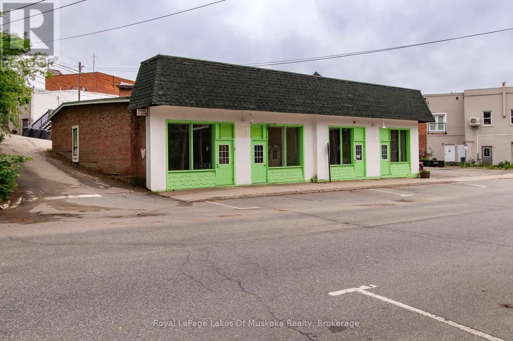 9 Ontario Street Bracebridge ON P1L 2A7