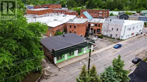 9 Ontario Street Bracebridge ON P1L 2A7