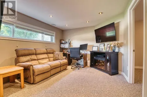 428 Boyne Avenue North Perth (listowel) ON N4W 3K4