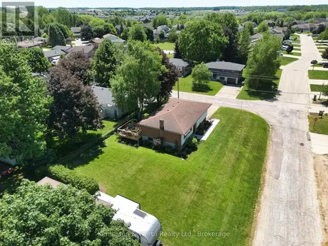 428 Boyne Avenue North Perth (listowel) ON N4W 3K4
