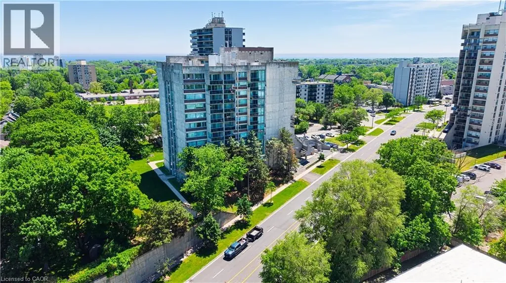 20 Speers Road Oakville ON L6K 3R5