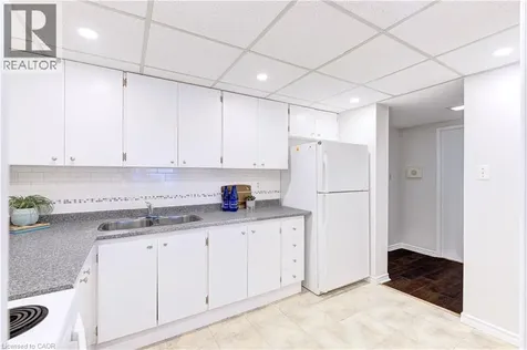 20 Speers Road Oakville ON L6K 3R5