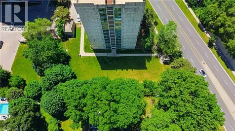 20 Speers Road Oakville ON L6K 3R5