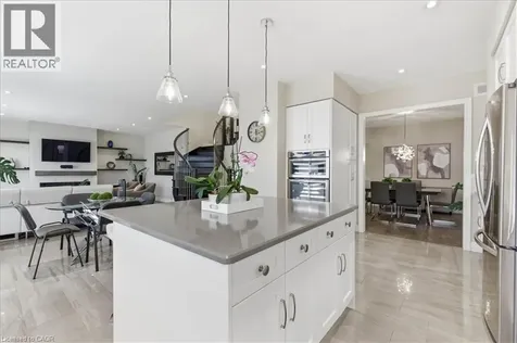 787 Snowberry Court Waterloo ON N2V 0E7