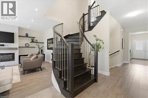 787 Snowberry Court Waterloo ON N2V 0E7