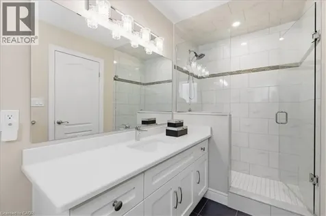 787 Snowberry Court Waterloo ON N2V 0E7