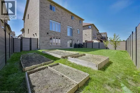 787 Snowberry Court Waterloo ON N2V 0E7