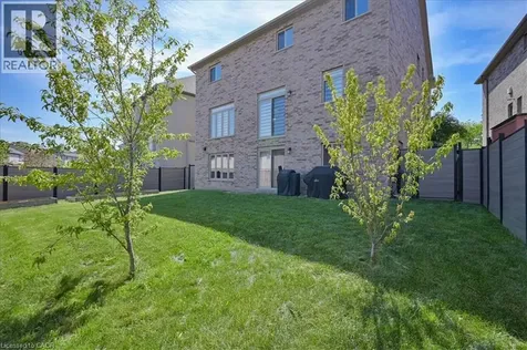 787 Snowberry Court Waterloo ON N2V 0E7