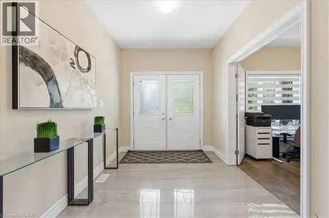 787 Snowberry Court Waterloo ON N2V 0E7