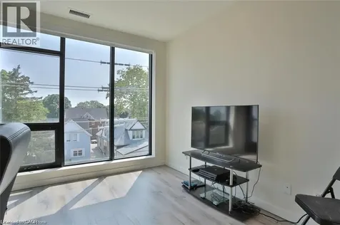 690 King Street Kitchener ON N2G 0B9