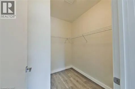 690 King Street Kitchener ON N2H 5L8