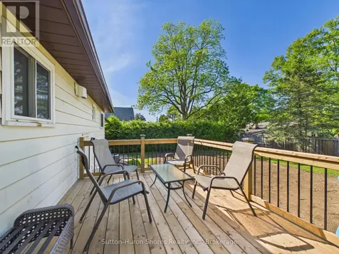 336 Lansdowne Street Saugeen Shores ON N0H 2L0