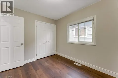 1263 Countrystone Drive Kitchener ON N2N 3S4