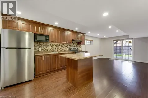 1263 Countrystone Drive Kitchener ON N2N 3S4