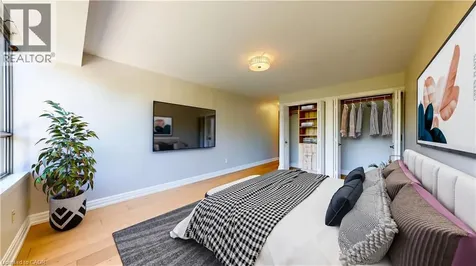 8 Village Green Stoney Creek ON L8G 5B8