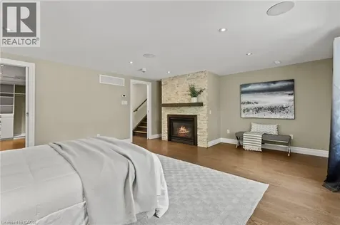 404 Hamilton Drive Ancaster ON L9G 2B1