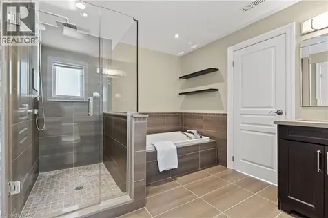 404 Hamilton Drive Ancaster ON L9G 2B1