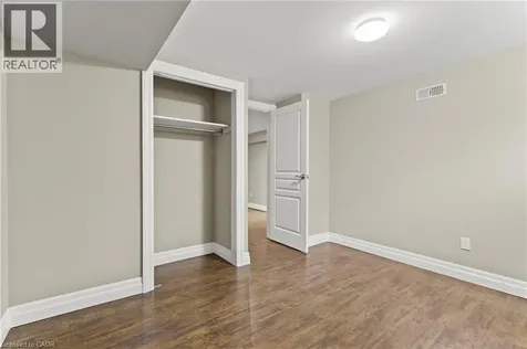 404 Hamilton Drive Ancaster ON L9G 2B1