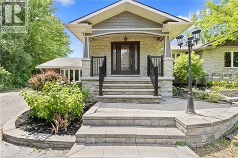 404 Hamilton Drive Ancaster ON L9G 2B1