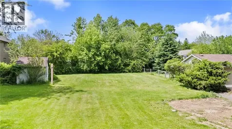 404 Hamilton Drive Ancaster ON L9G 2B1