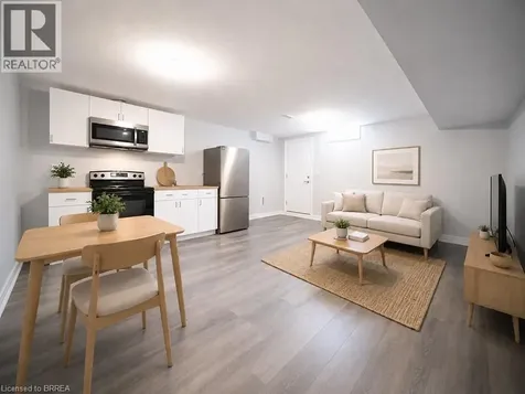 31 Mair Avenue Brantford ON N3T 0T2