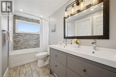 361 Lake Louise Boulevard Waterloo ON N2V 2H2