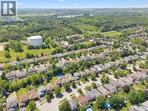 361 Lake Louise Boulevard Waterloo ON N2V 2H2