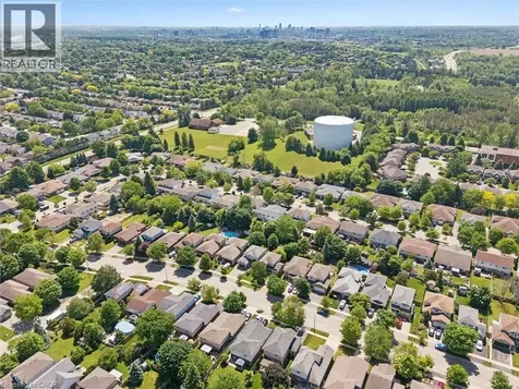 361 Lake Louise Boulevard Waterloo ON N2V 2H2