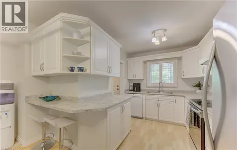 71 Pinecrest Drive Kitchener ON N2A 2G6
