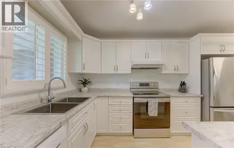 71 Pinecrest Drive Kitchener ON N2A 2G6