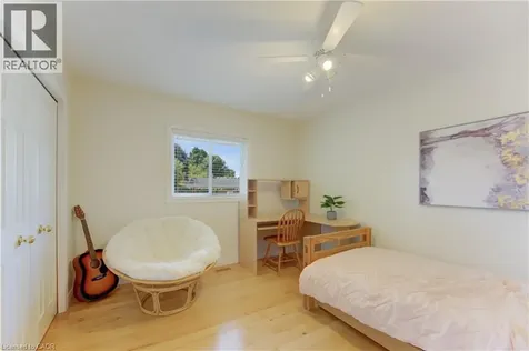 71 Pinecrest Drive Kitchener ON N2A 2G6